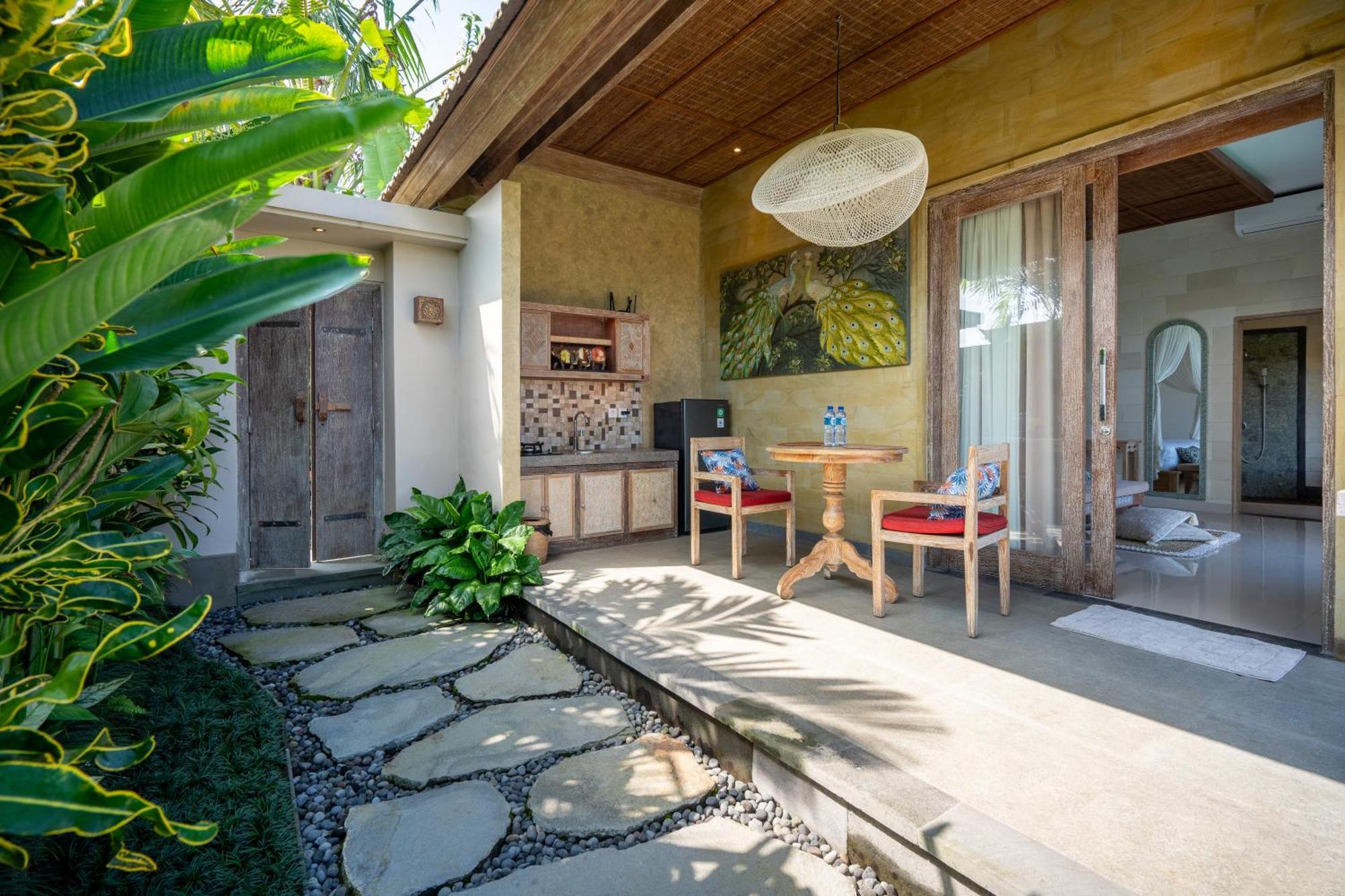 Happy Honeymoon Private Villa Убуд Экстерьер фото